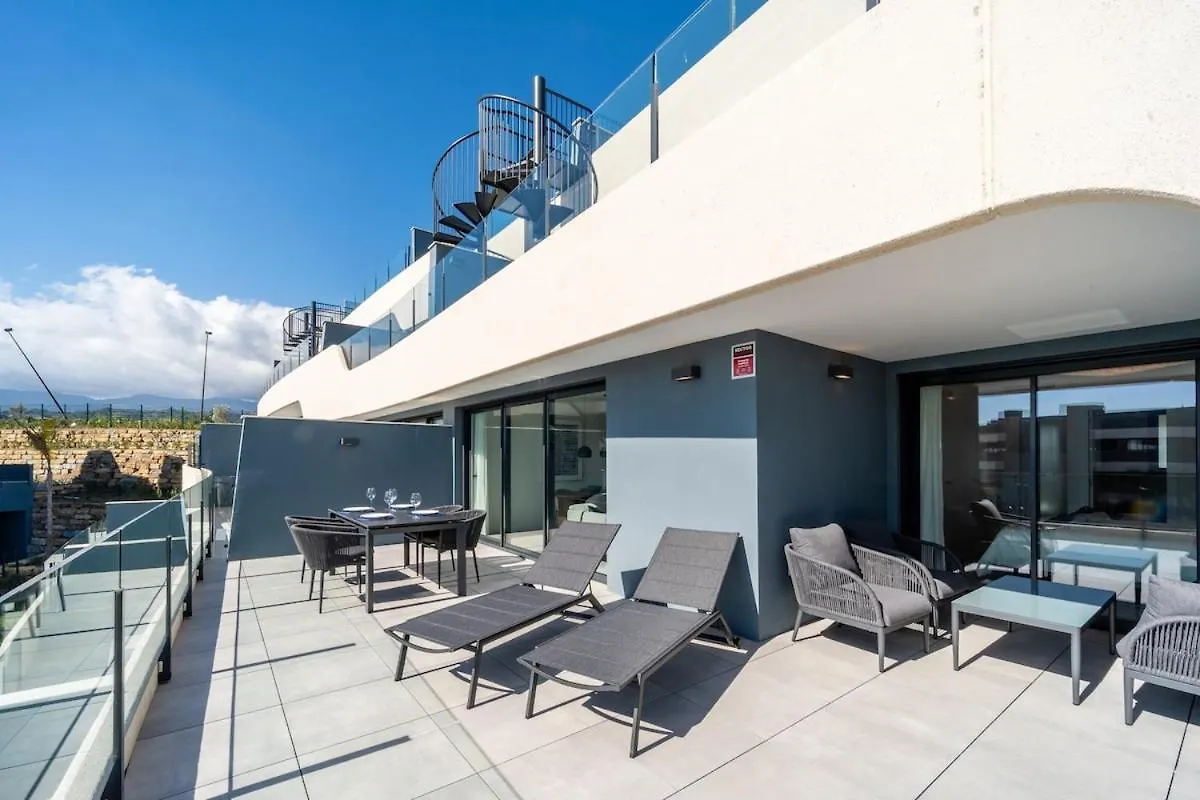 Luxury Oasis Escape Lägenhet Estepona 0*,